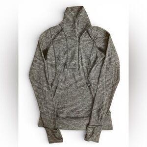 Lululemon Women's Size 2 Gray Cowl Neck Pullover‎ Thumbholes Athleisure